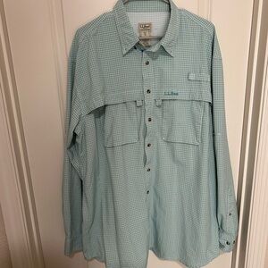 LL Bean Men’s Light Blue Checkered Shirt in Size XL Tall